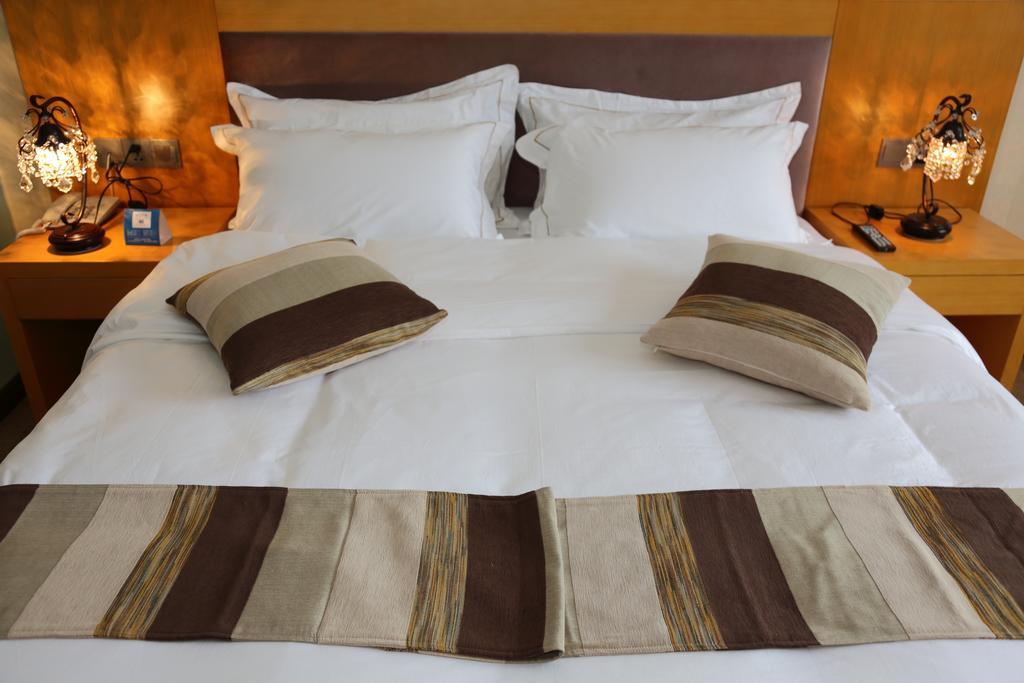 Panshan Tingquan Tuwo Holiday Resort Lạc Sơn Phòng bức ảnh