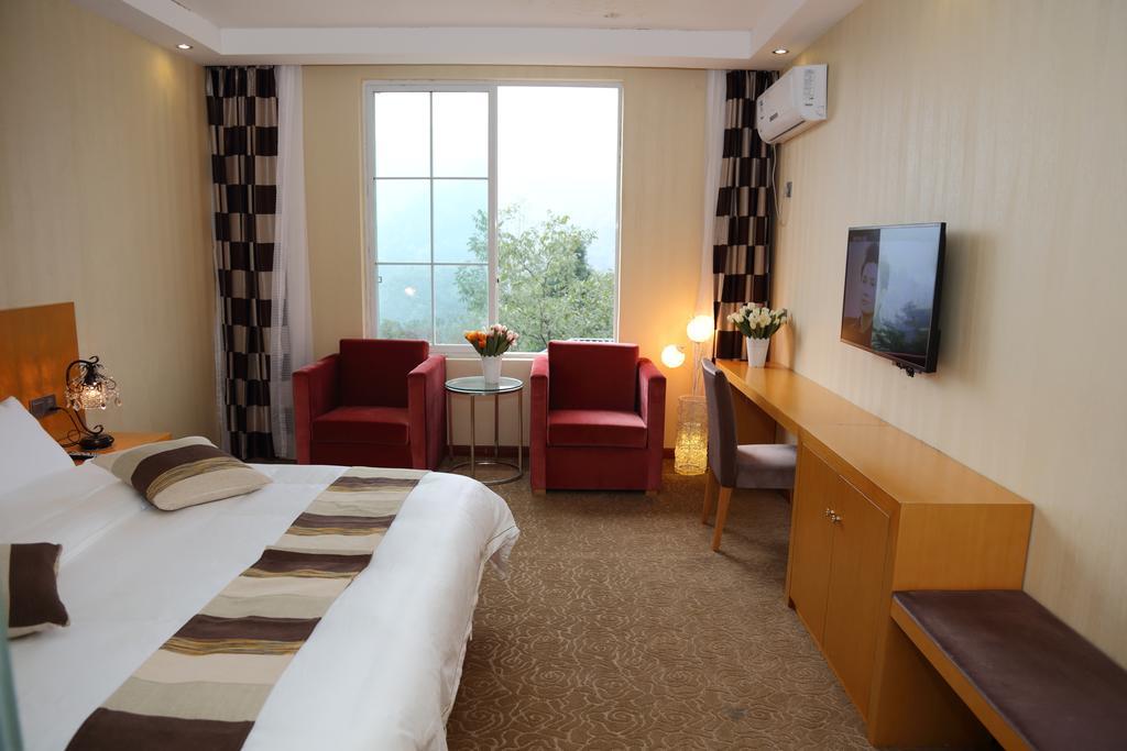 Panshan Tingquan Tuwo Holiday Resort Lạc Sơn Phòng bức ảnh
