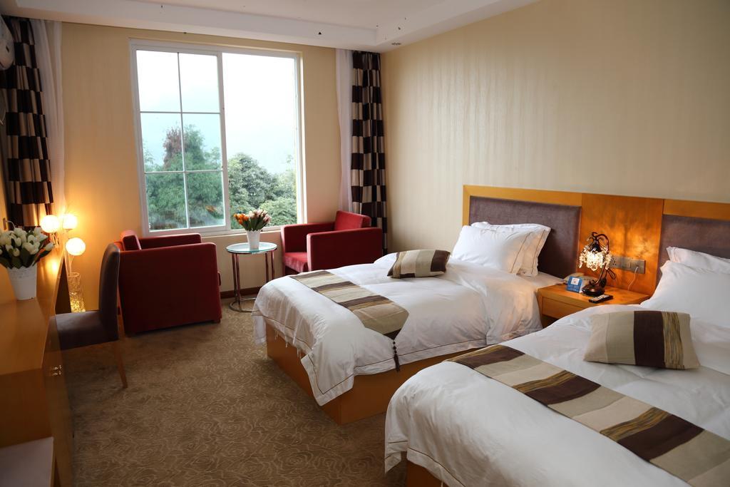 Panshan Tingquan Tuwo Holiday Resort Lạc Sơn Phòng bức ảnh